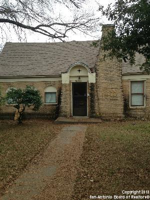 2024 W Summit Avenue San Antonio TX 78201