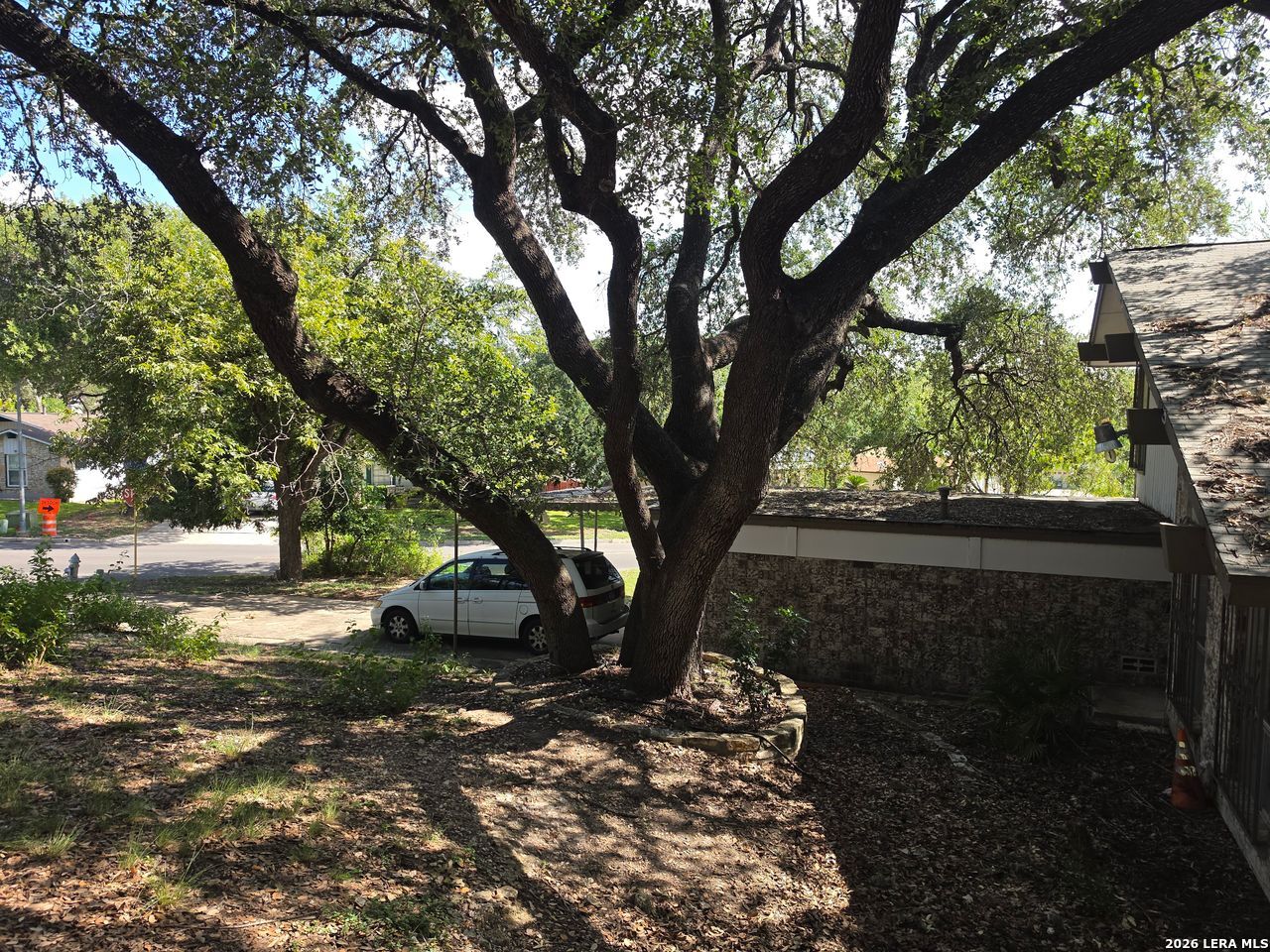 5602 Charlie Chan Drive San Antonio TX 78240