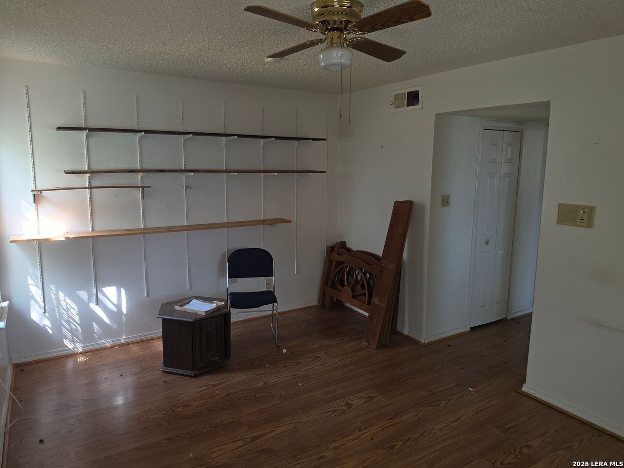5602 Charlie Chan Drive San Antonio TX 78240