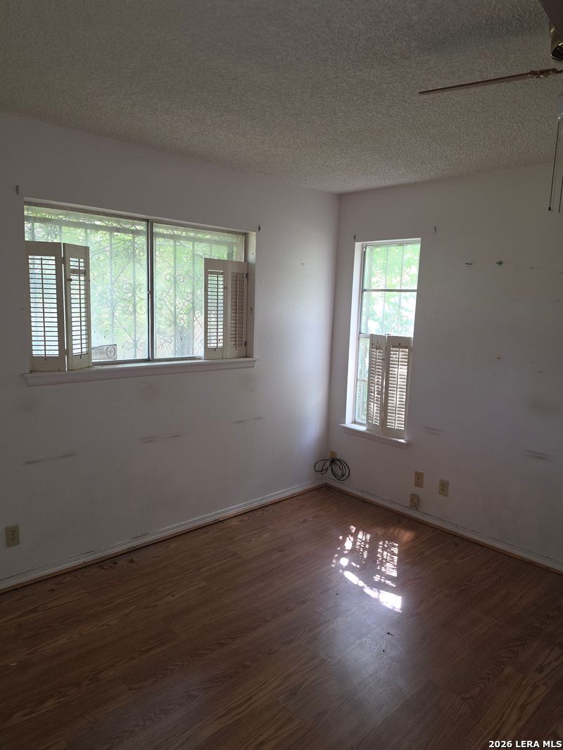 5602 Charlie Chan Drive San Antonio TX 78240
