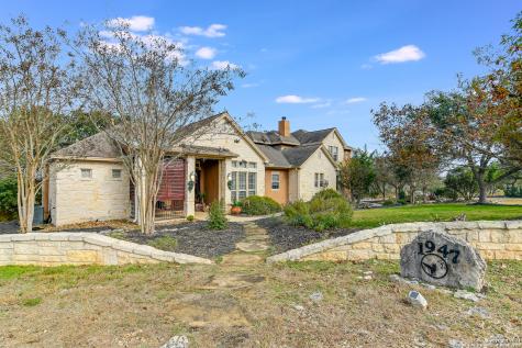 1947 Split Mountain Canyon Lake TX 78133