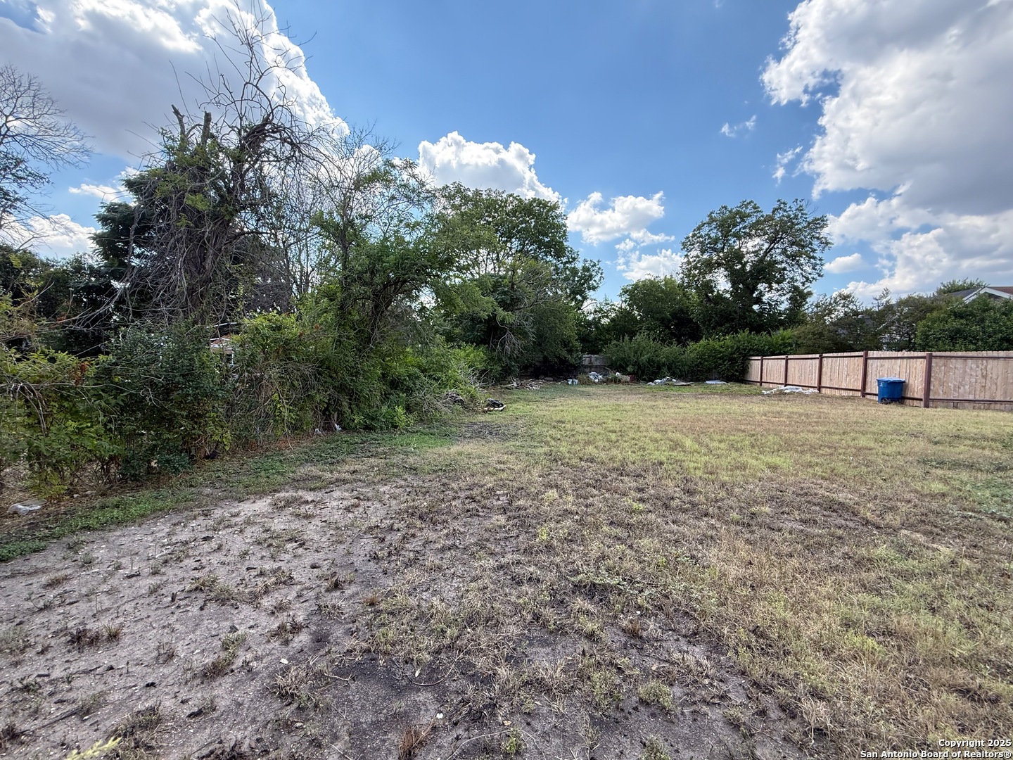 1215 N Mel Waiters Way San Antonio TX 78202