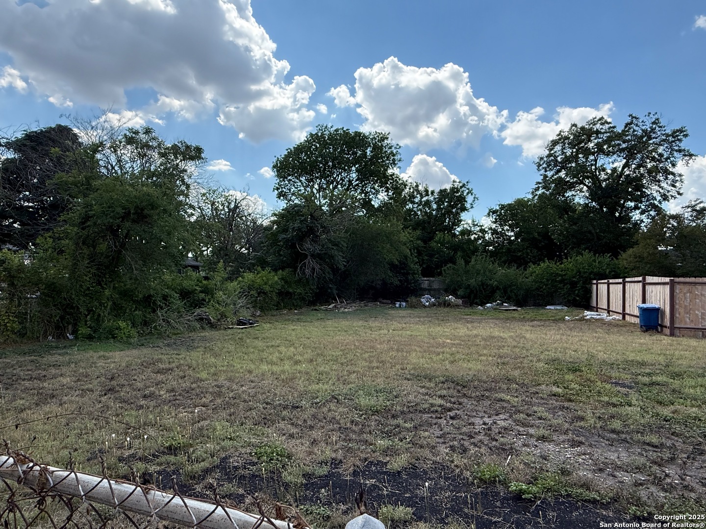 1215 N Mel Waiters Way San Antonio TX 78202