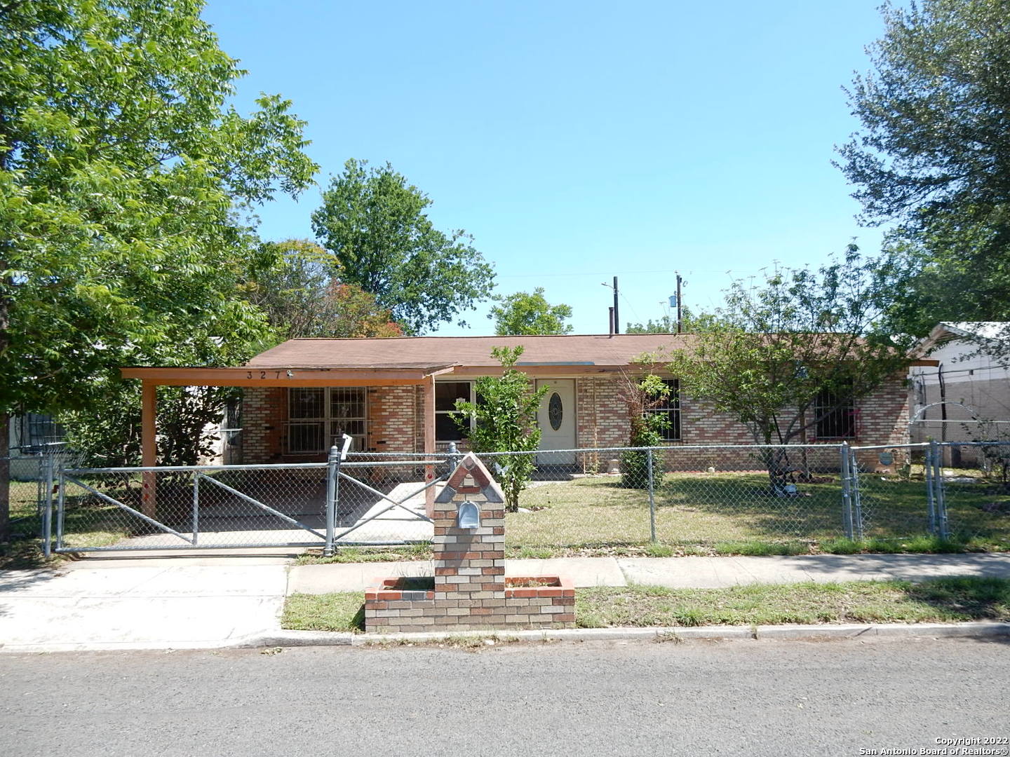 327 W Formosa Boulevard San Antonio TX 78221