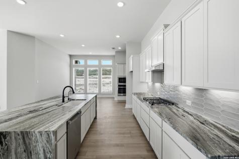 169 Highland Park Castroville TX 78009