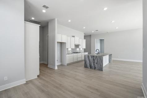 169 Highland Park Castroville TX 78009