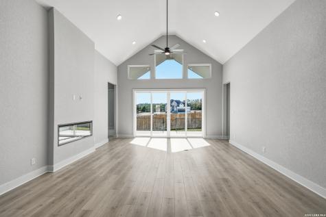 169 Highland Park Castroville TX 78009