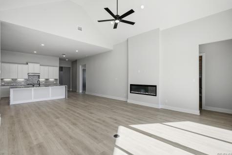 169 Highland Park Castroville TX 78009