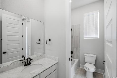 169 Highland Park Castroville TX 78009