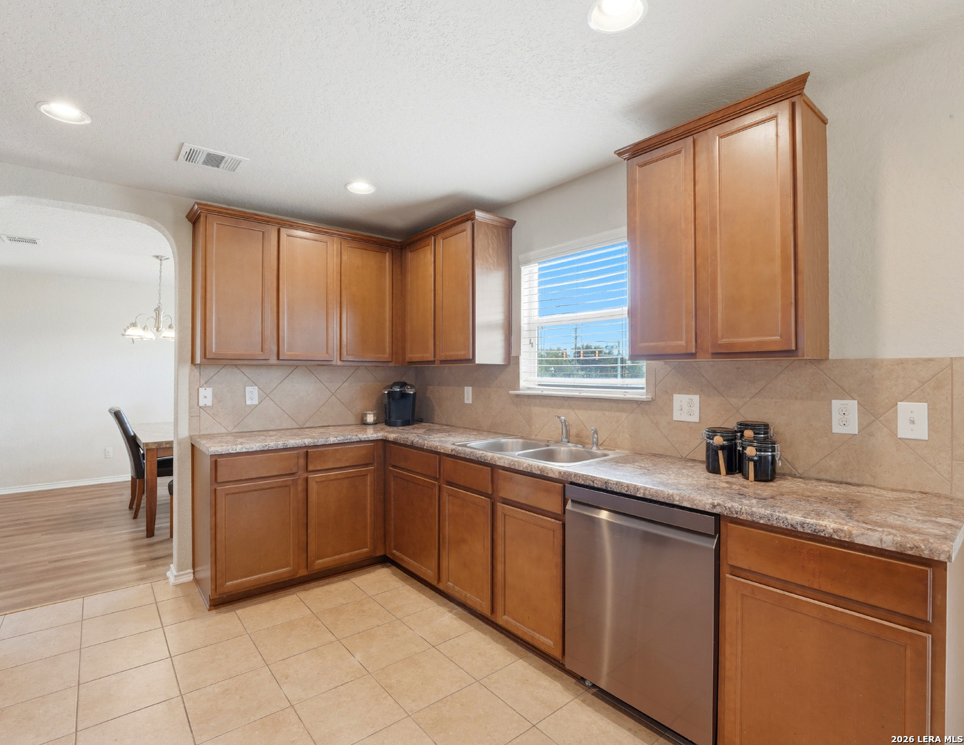 951 Snowshoe San Antonio TX 78245