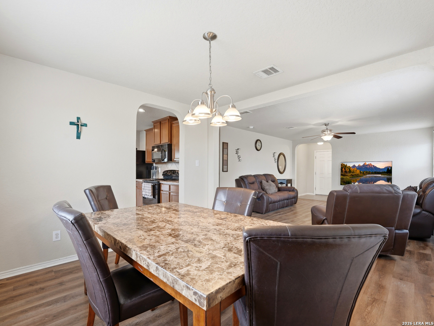 951 Snowshoe San Antonio TX 78245