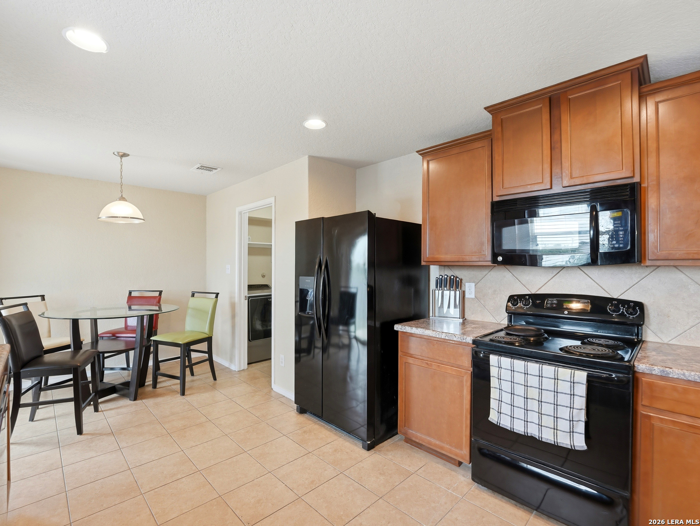 951 Snowshoe San Antonio TX 78245