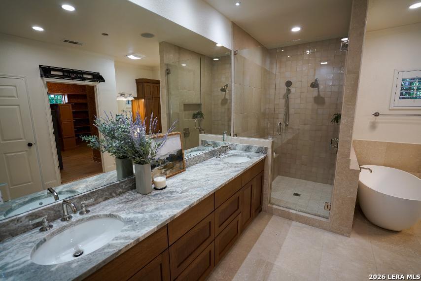 140 Oak Hampton Trail Ingram TX 78028