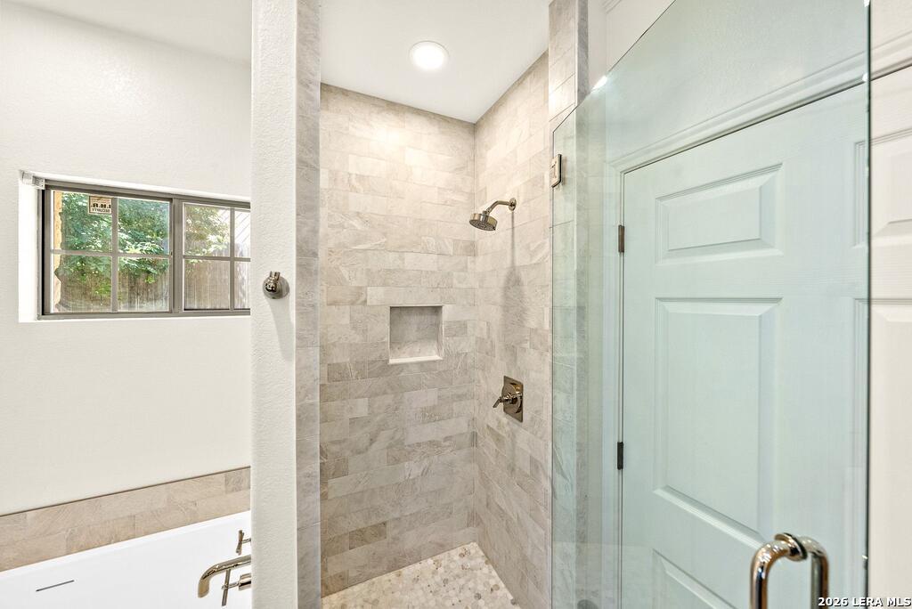 140 Oak Hampton Trail Ingram TX 78028