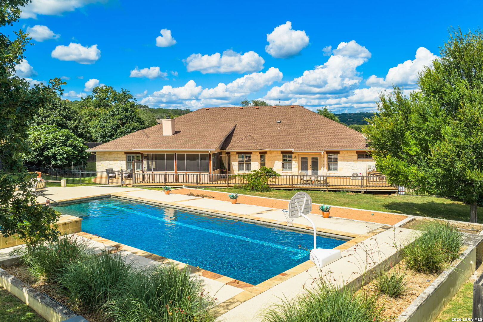 140 Oak Hampton Trail Ingram TX 78028