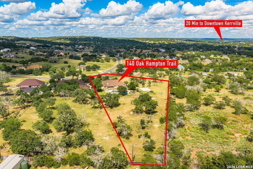 140 Oak Hampton Trail Ingram TX 78028