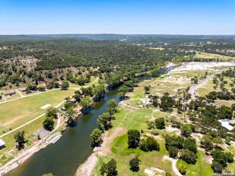 140 Oak Hampton Trail Ingram TX 78028