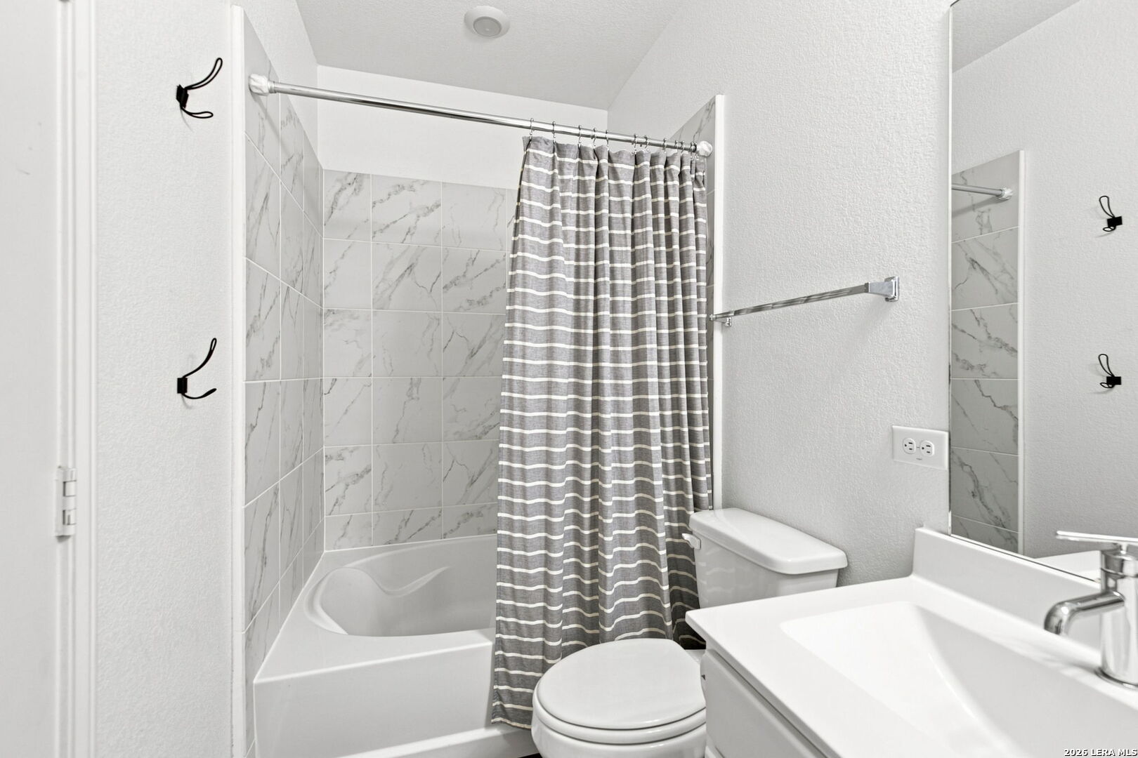 111 E Flowing River Drive Boerne TX 78006