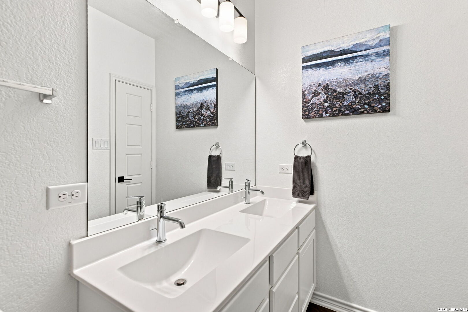111 E Flowing River Drive Boerne TX 78006