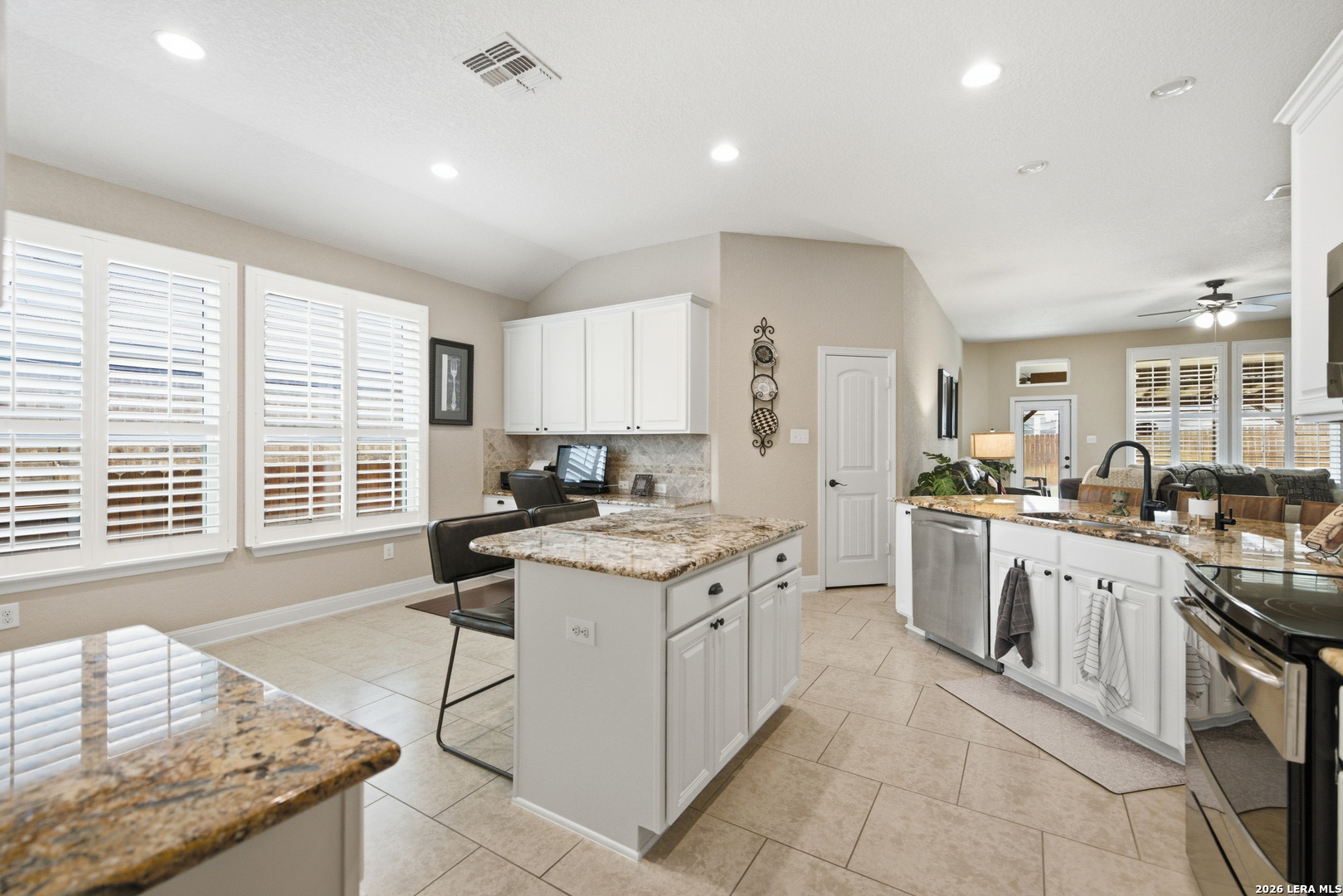 244 Flint Road Cibolo TX 78108