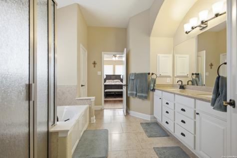 244 Flint Road Cibolo TX 78108