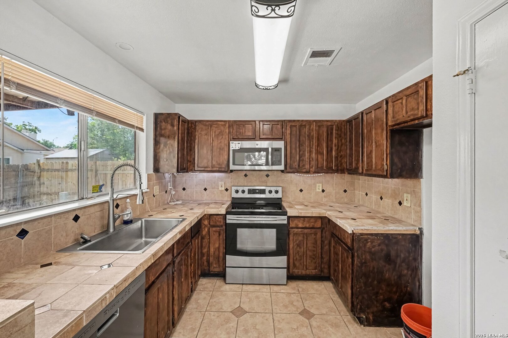 11416 Hatchet Pass Drive San Antonio TX 78245