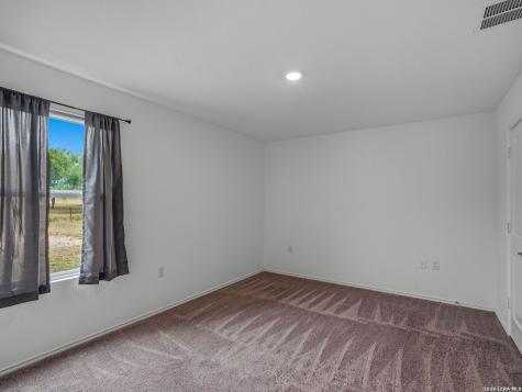1123 Janzen San Antonio TX 78221