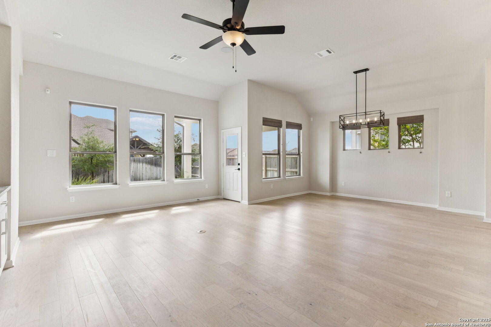 3214 Wild Iris New Braunfels TX 78130