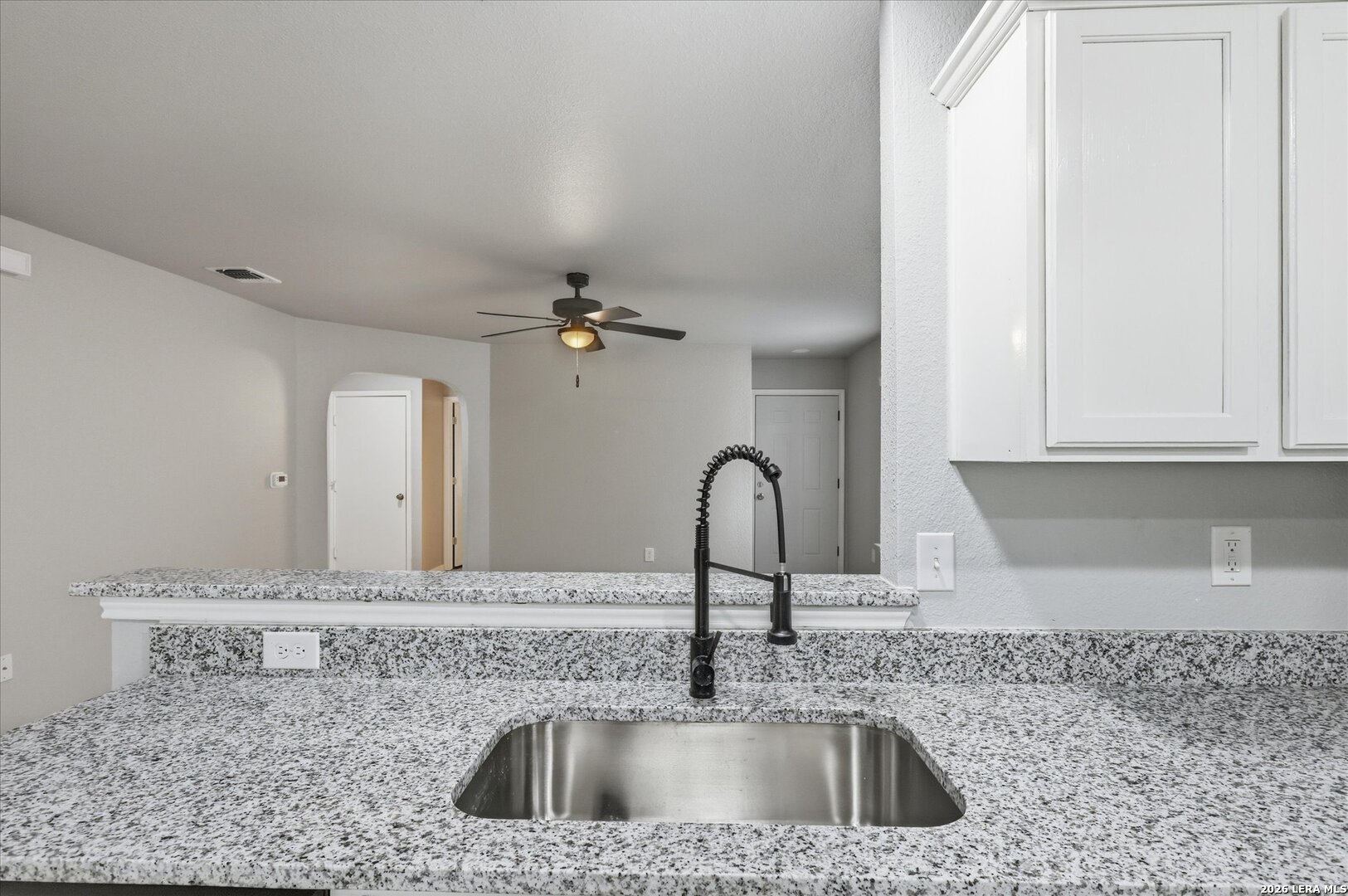 6806 Cougar Cove San Antonio TX 78242