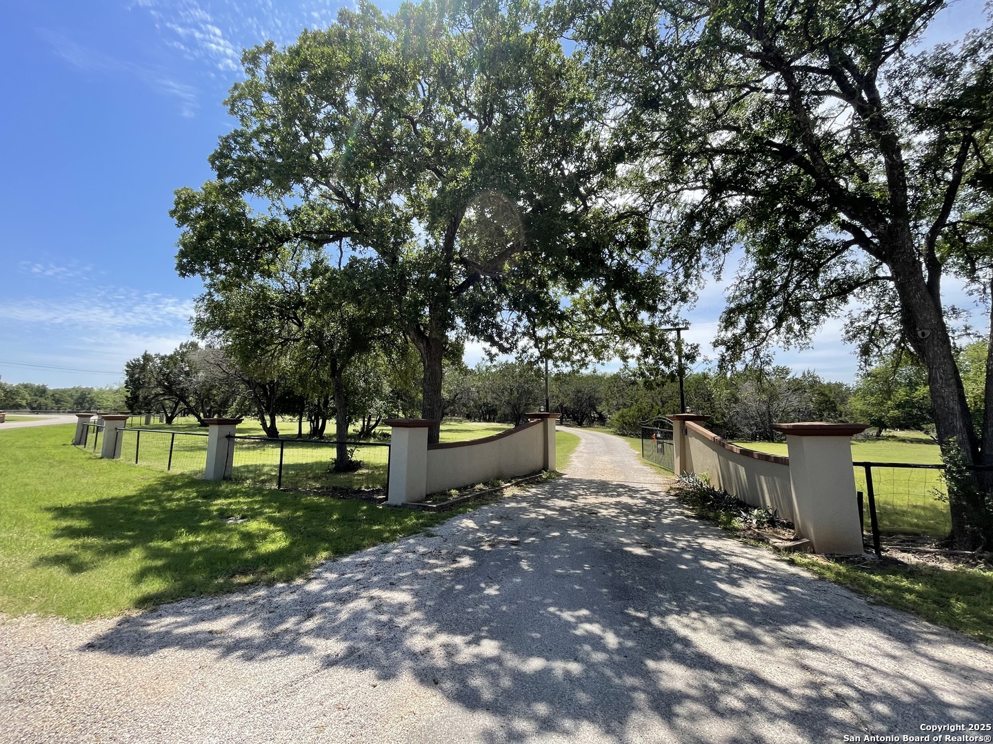 450 Georg Oaks Bulverde TX 78163