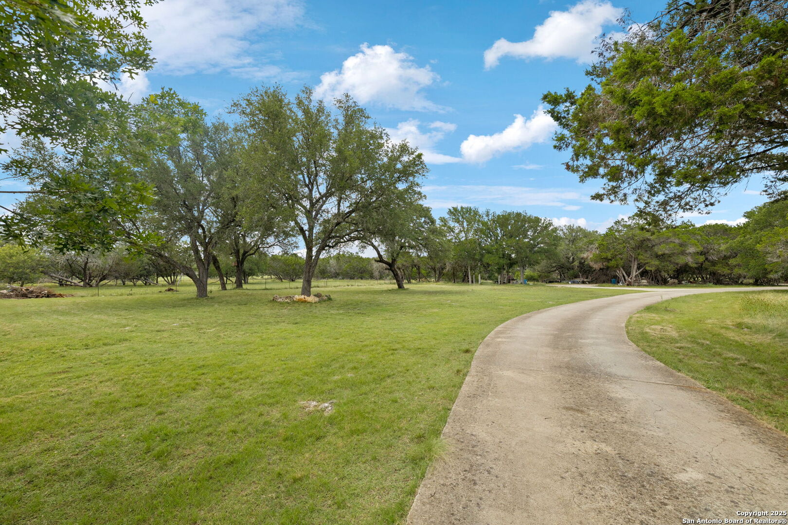 450 Georg Oaks Bulverde TX 78163