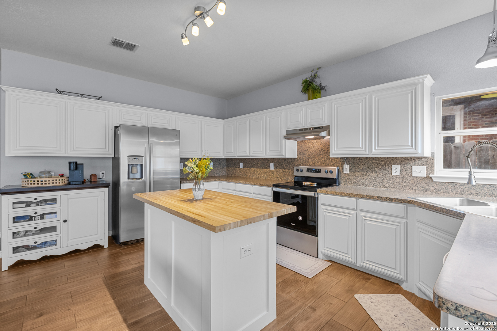 6526 Ithaca Falls San Antonio TX 78239