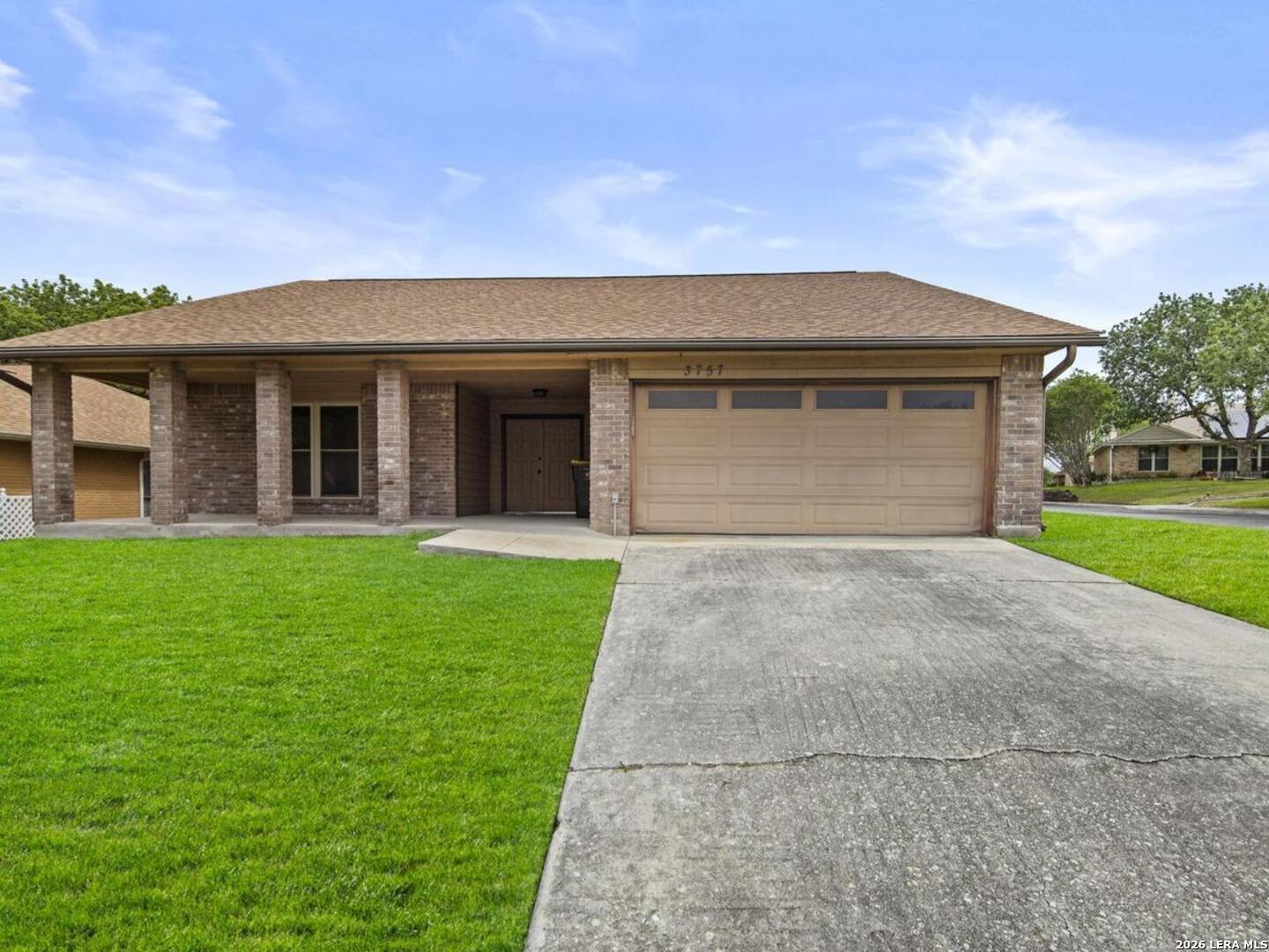3757 Hunters Glen Schertz TX 78108