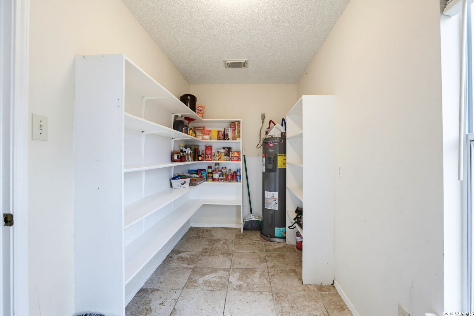 7930 Lattimer Pond San Antonio TX 78254