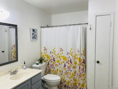 10027 Birch Field Drive San Antonio TX 78245