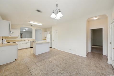 1939 Owlwolf Creek San Antonio TX 78245