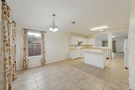 1939 Owlwolf Creek San Antonio TX 78245