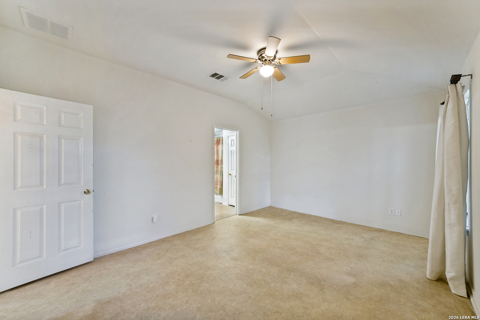 1939 Owlwolf Creek San Antonio TX 78245