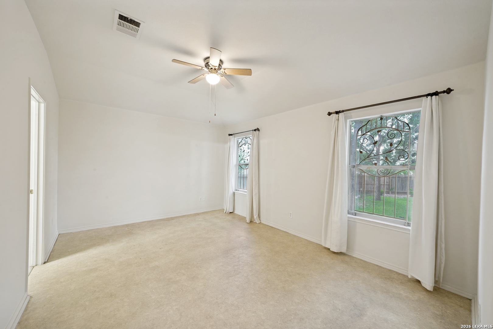 1939 Owlwolf Creek San Antonio TX 78245