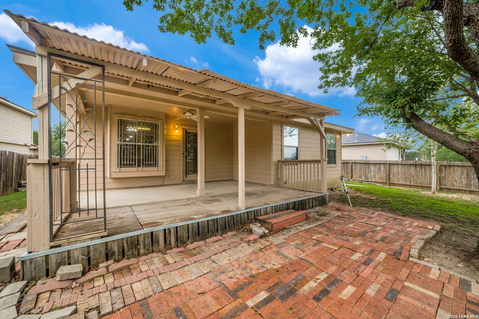 1939 Owlwolf Creek San Antonio TX 78245