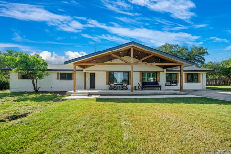 384 Lark Lane New Braunfels TX 78132