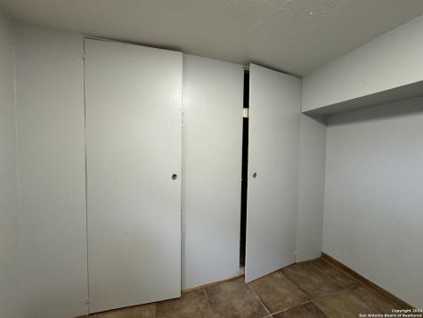 119 Greenlawn Avenue Pleasanton TX 78064
