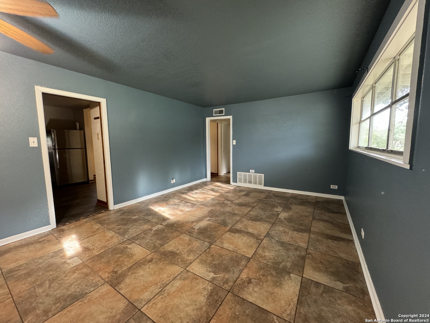119 Greenlawn Avenue Pleasanton TX 78064