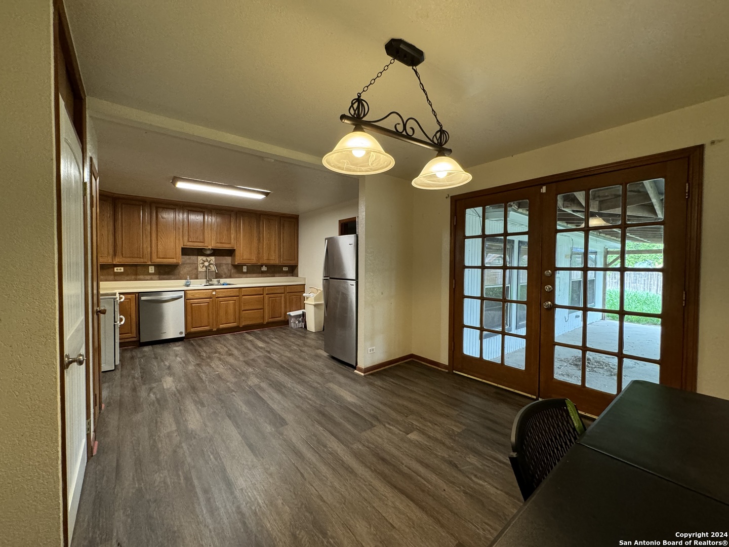 119 Greenlawn Avenue Pleasanton TX 78064