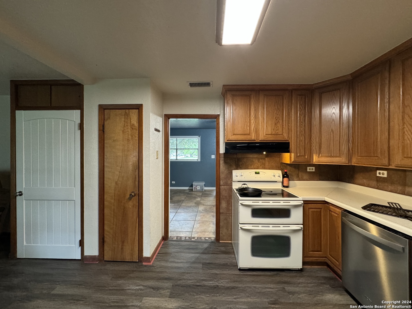 119 Greenlawn Avenue Pleasanton TX 78064