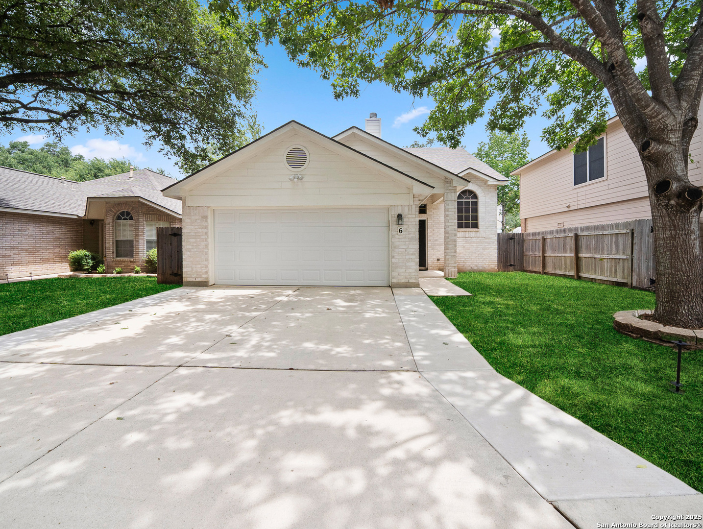 6 Pembroke Court San Antonio TX 78240