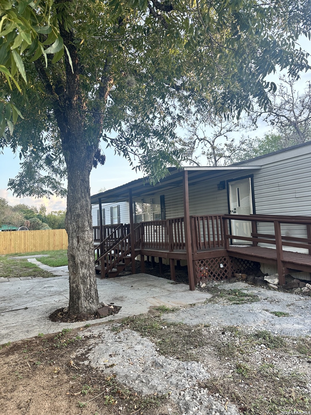 310 Duck Pleasanton TX 78064