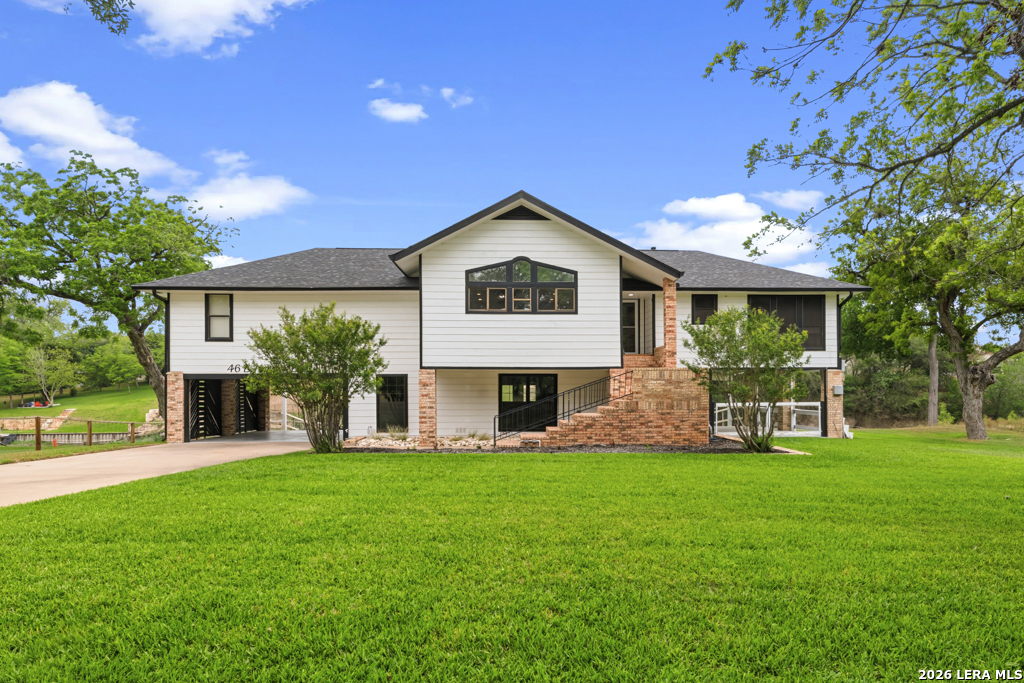 46 E Hampton Seguin TX 78155