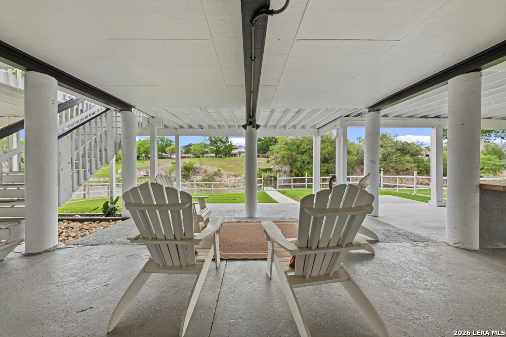 46 E Hampton Seguin TX 78155