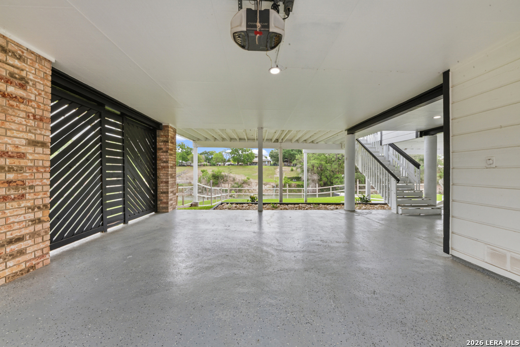 46 E Hampton Seguin TX 78155